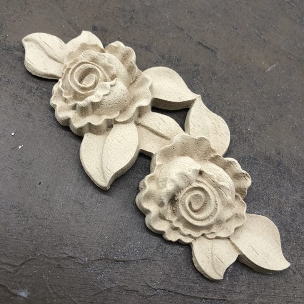 Roses WUB2460 5.5 x 6cms