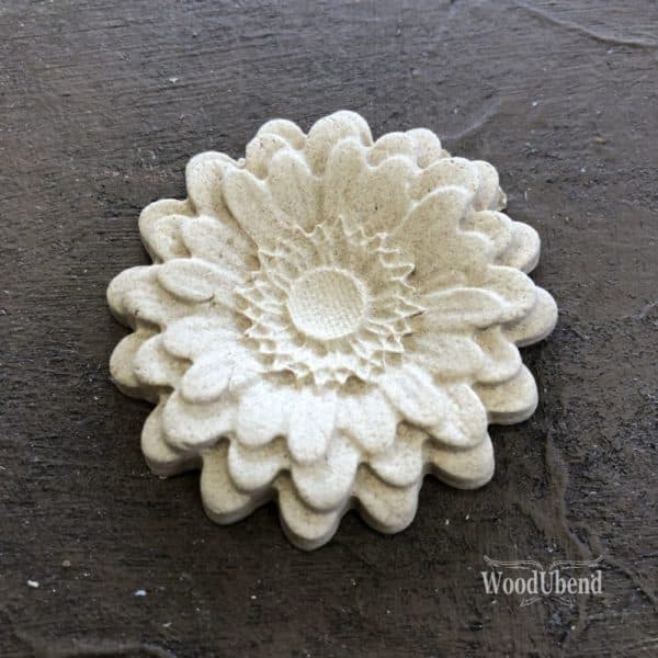 Classic Rounded Petal Flower WUB0354 5cms